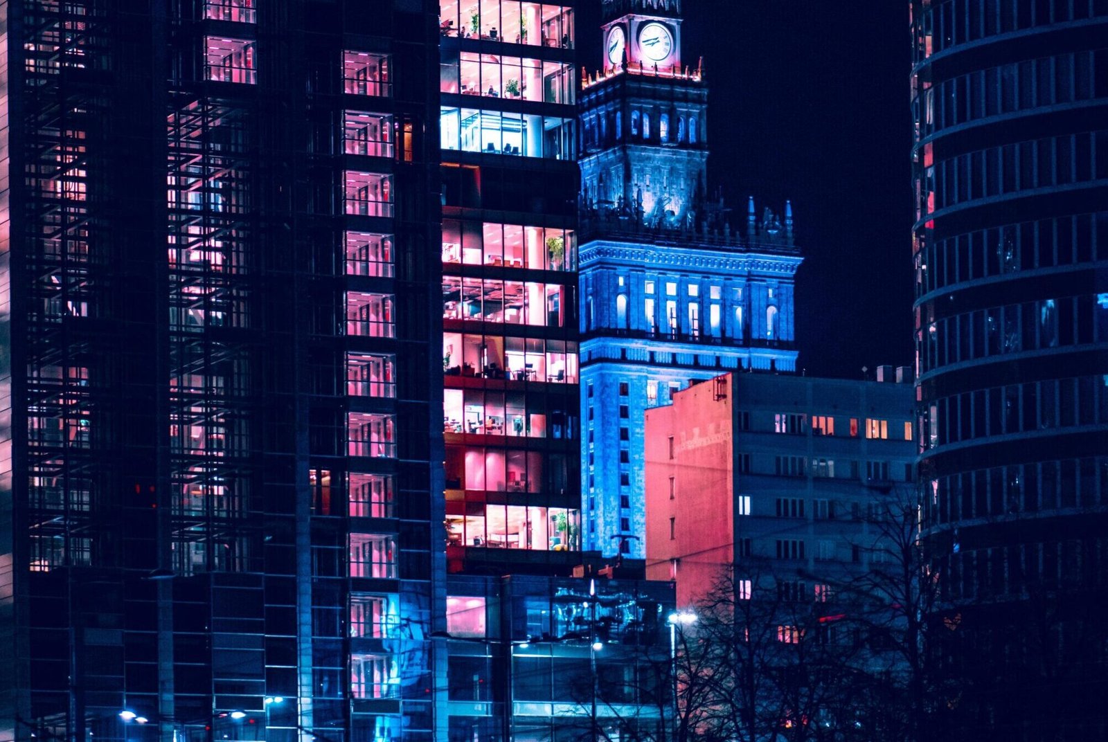 adam-asdfLZzTNnVNb4A-unsplash-min